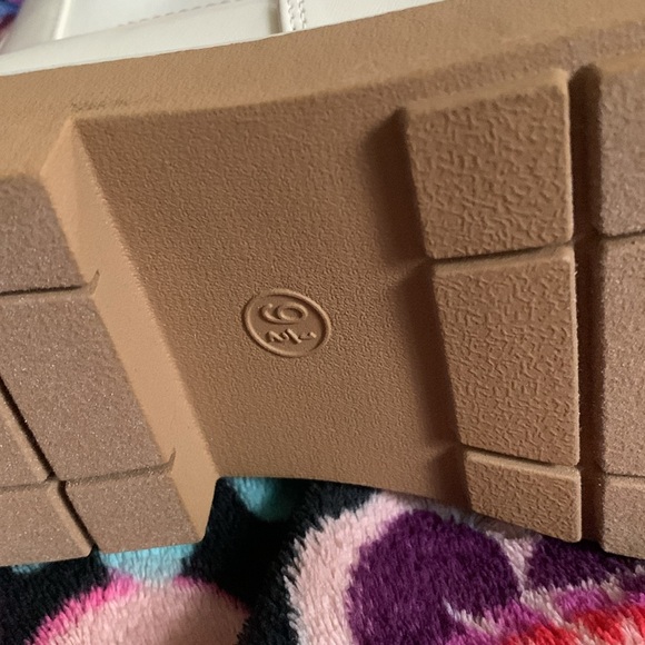 NWT a new day Demi Chelsea boots - Picture 7 of 15